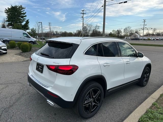 New 2026 Polar White Mercedes-Benz GLA 250 image 5