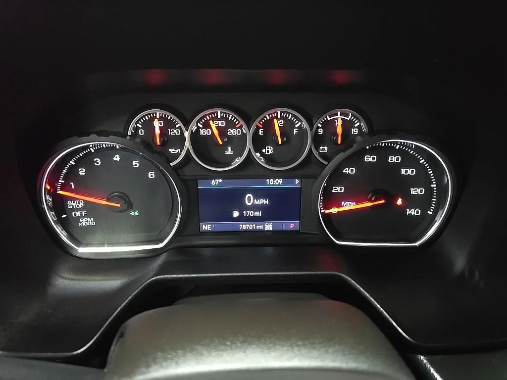 Used 2021 Shadow Gray Metallic Chevrolet RST image 23