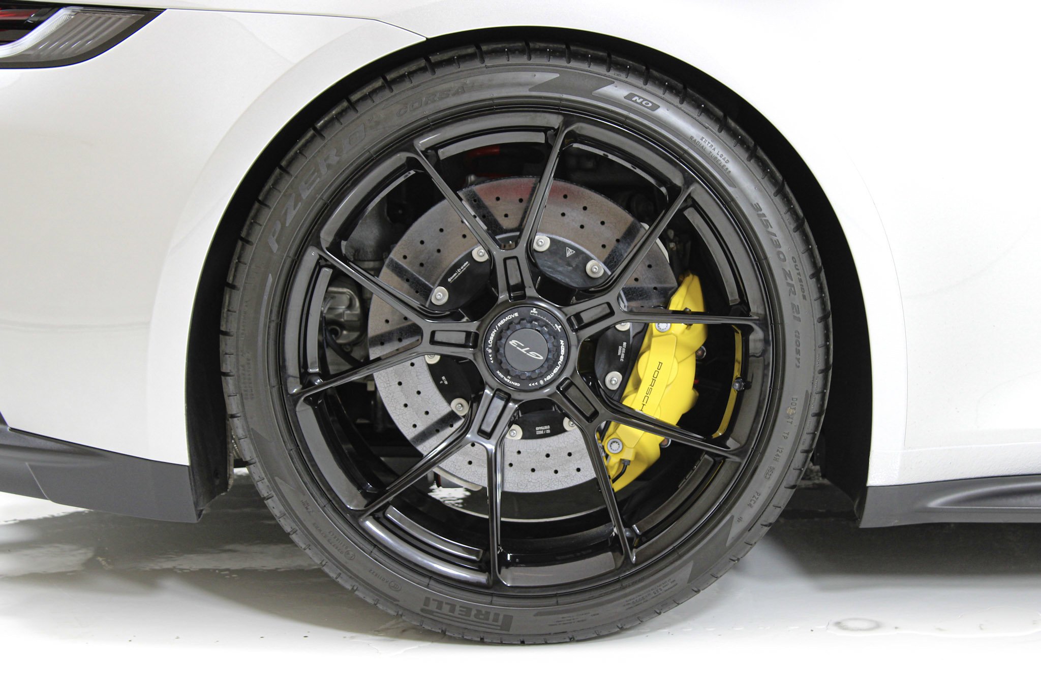 2022 Porsche 911 GT3 - Photo 17