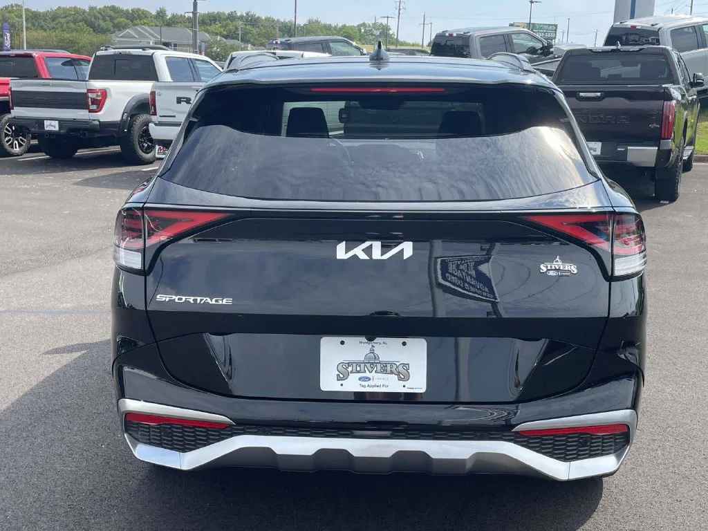 Certified Used 2024 Black Kia SX-Prestige image 4