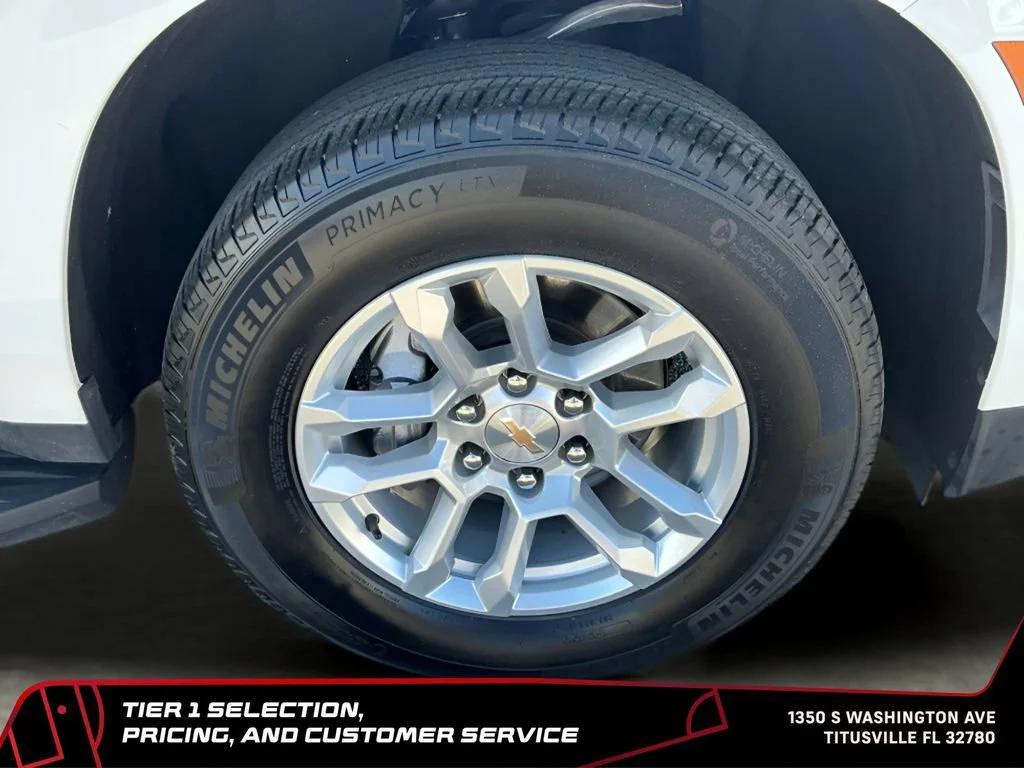 Used 2025 Summit White Chevrolet LT image 37