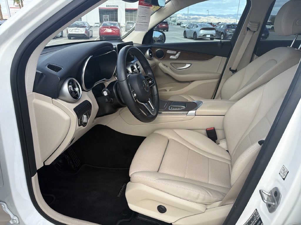 2022 Mercedes-Benz GLC GLC300 - Photo 25