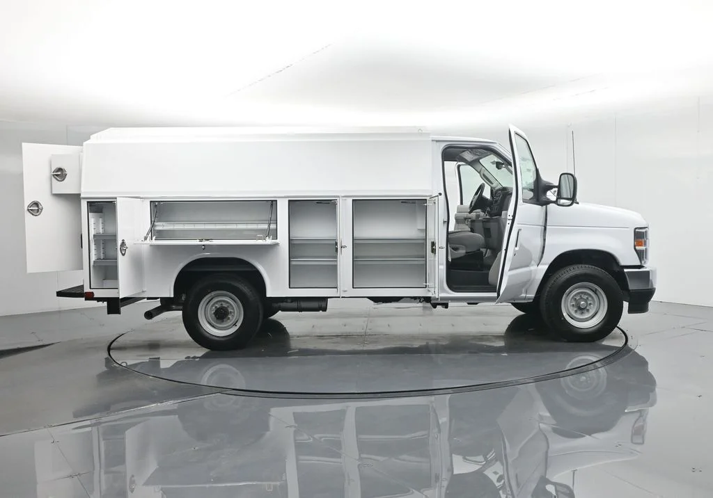 New 2026 White Ford Base image 35