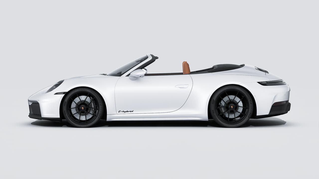 New 2026 Ice Grey Metallic Porsche Carrera 4 GTS Cabriolet image 2