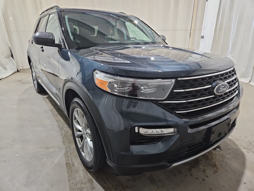 Used 2023 Stone Blue Metallic Ford XLT image 5
