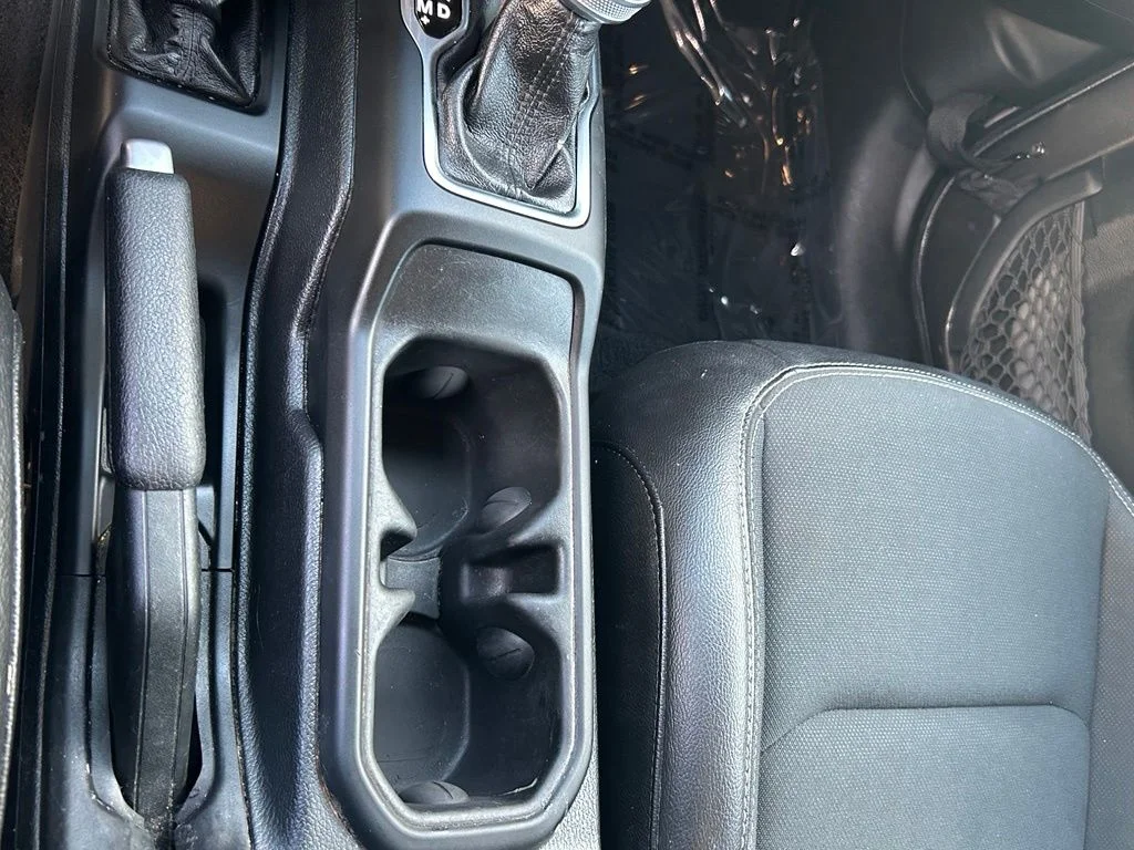Used 2021 Gray Jeep Unlimited Sport image 18