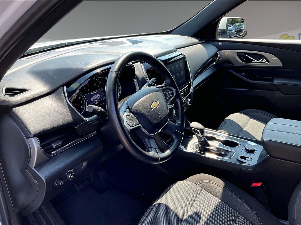 Used 2023 White Chevrolet LT image 8
