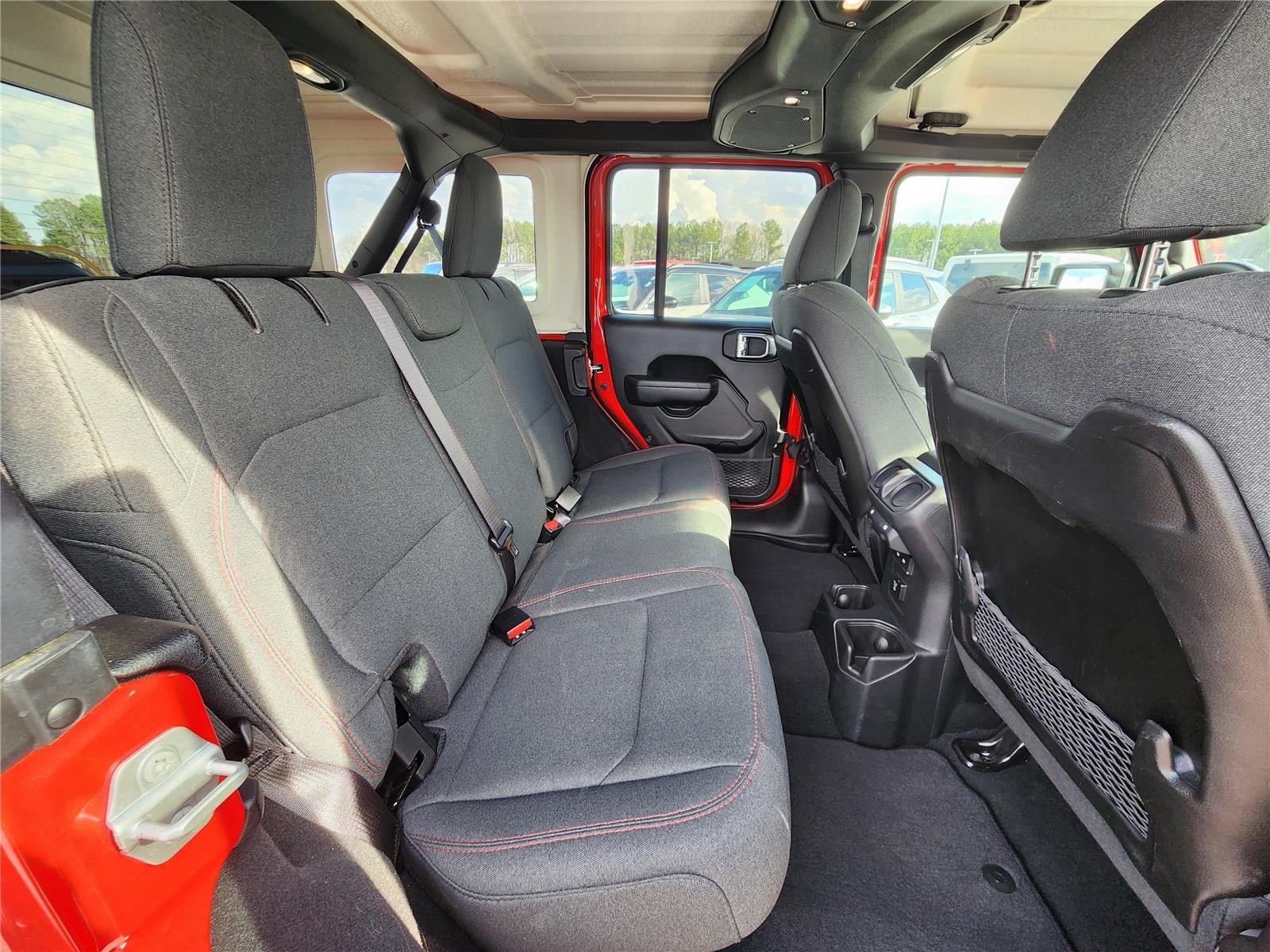 Certified Used 2025 Firecracker Red Clearcoat Jeep Rubicon image 8