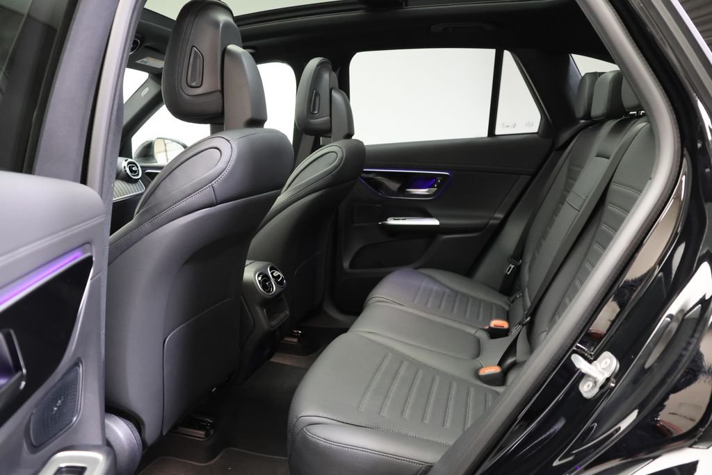 Used 2026 Black Mercedes-Benz GLC 300 image 42