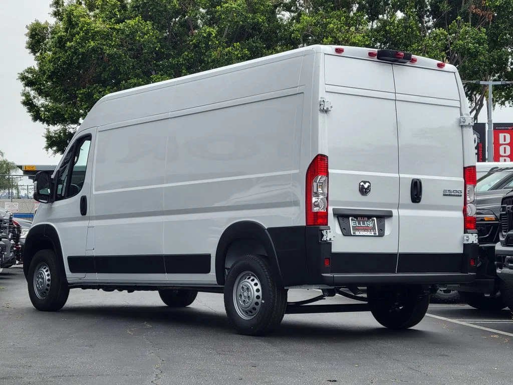 New 2026 Bright White Clear-Coat Exterior Paint RAM High Roof image 2