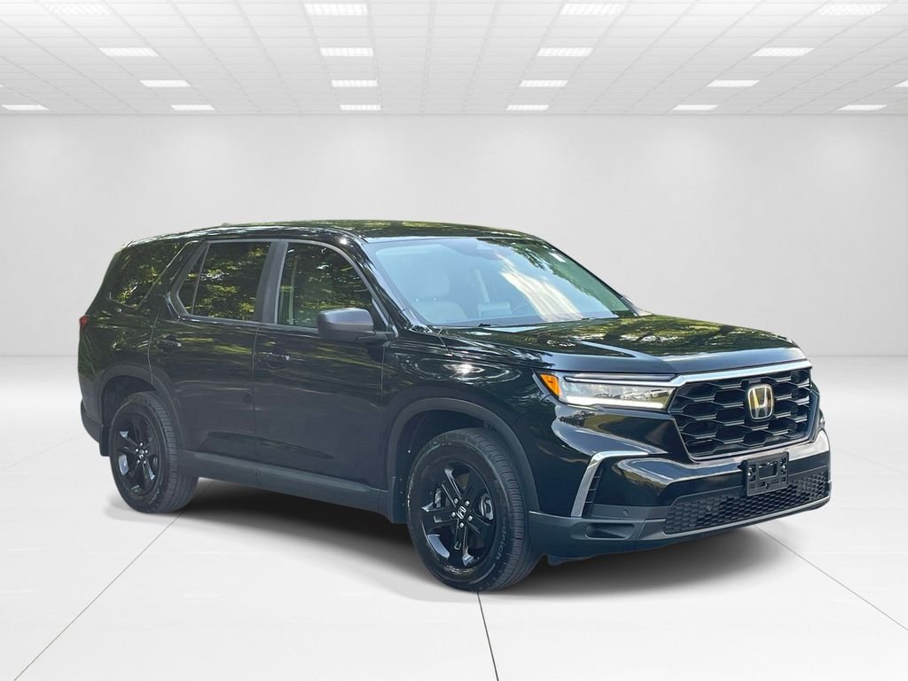 Used 2023  Honda LX image 1