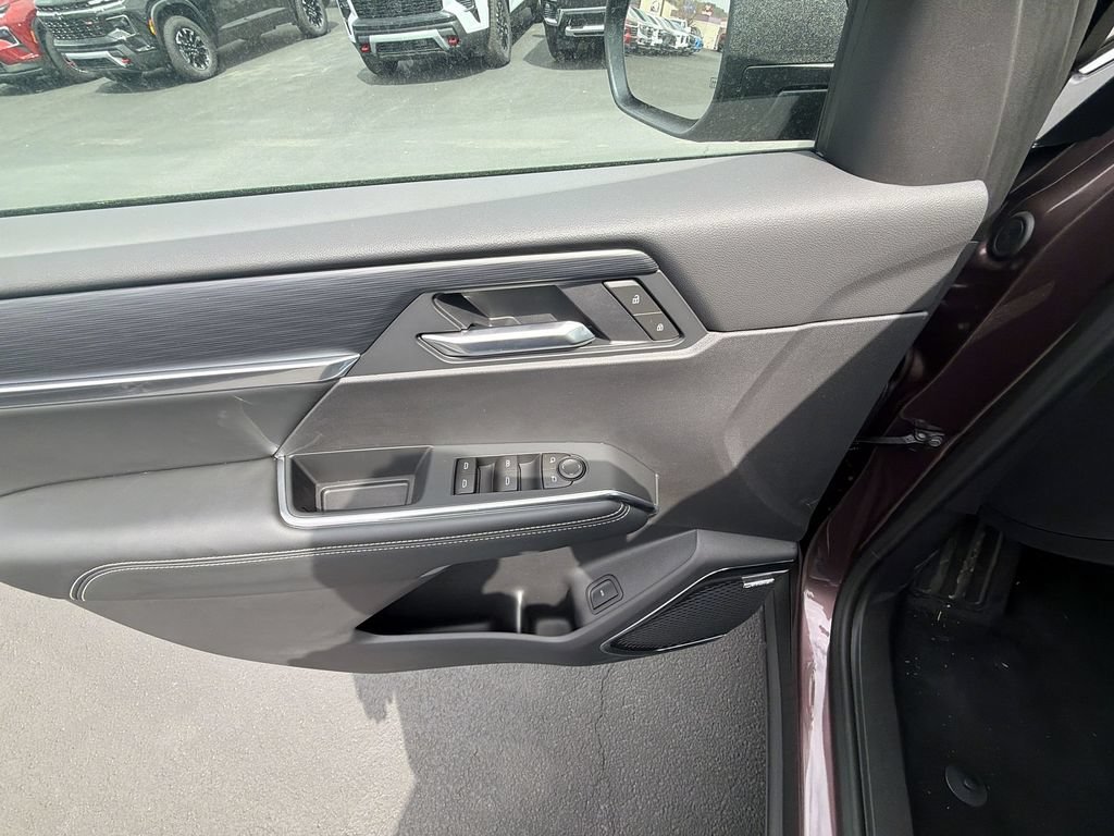New 2026 Crystal Metallic GMC Elevation image 19