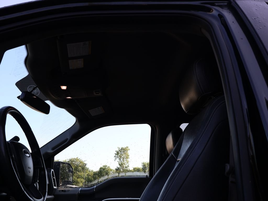 Used 2017  Ford XLT image 10