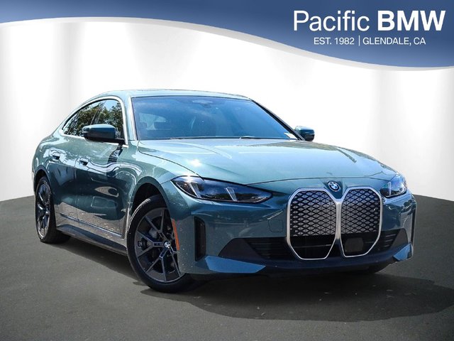2025 BMW i4 eDrive40