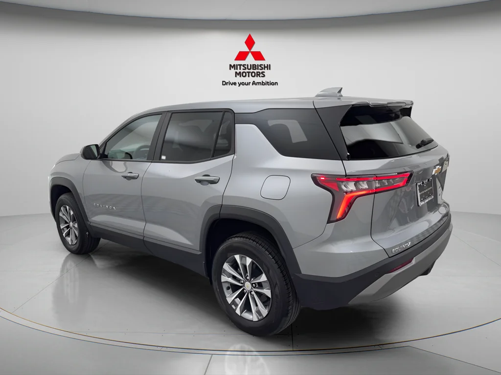 Used 2026 Sterling Gray Metallic Chevrolet LT image 6