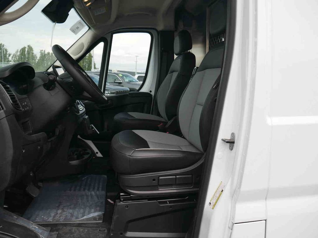 New 2026 Bright White Clear-Coat Exterior Paint RAM  image 24