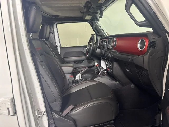 Used 2022 White Jeep Rubicon image 4