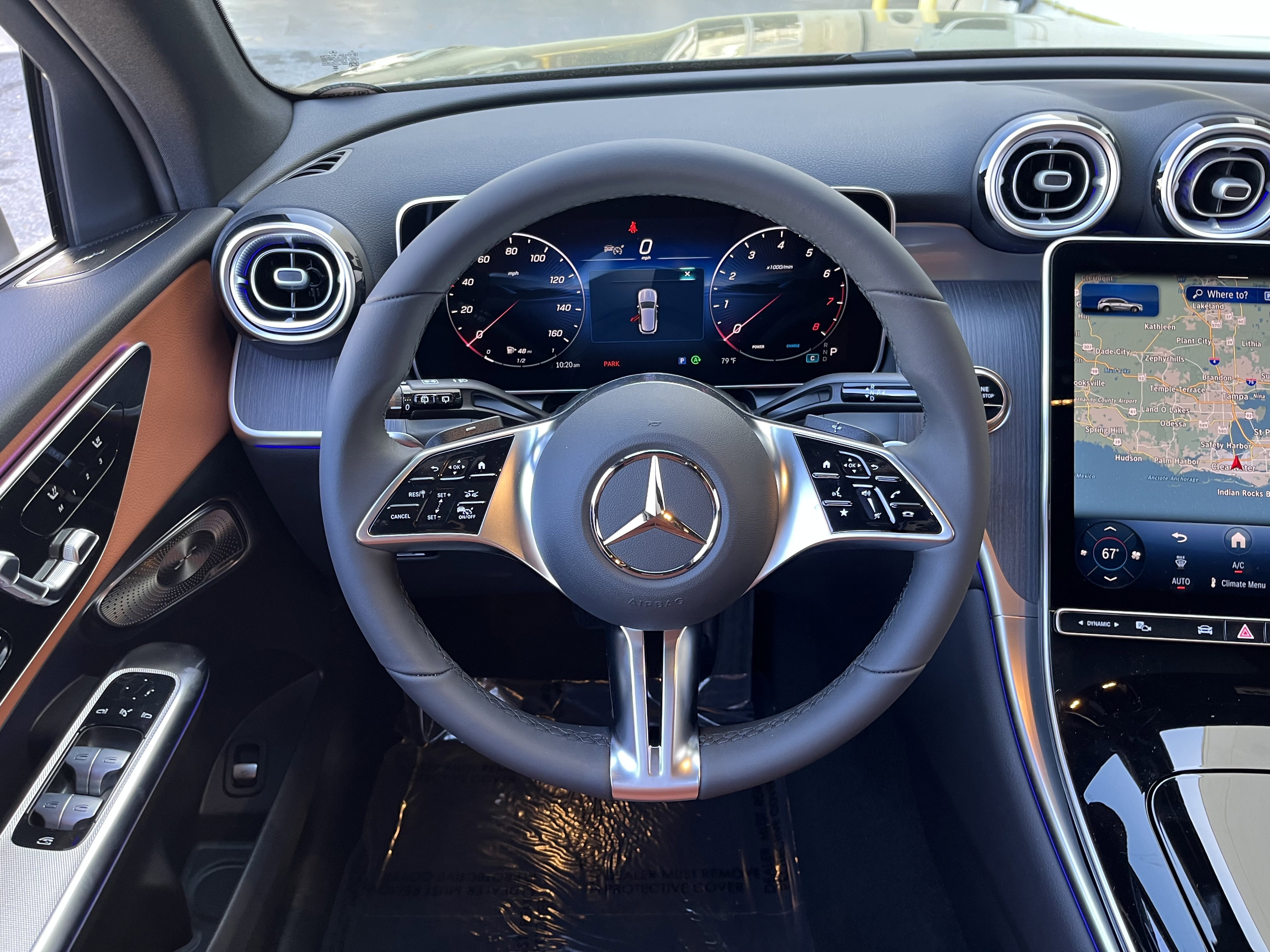 New 2026 Graphite Grey Metallic Mercedes-Benz GLC 300 image 19