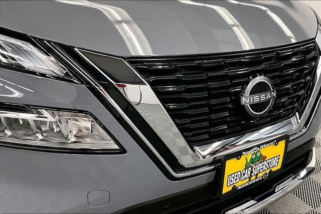 Used 2023 Boulder Gray Pearl Nissan Platinum image 34