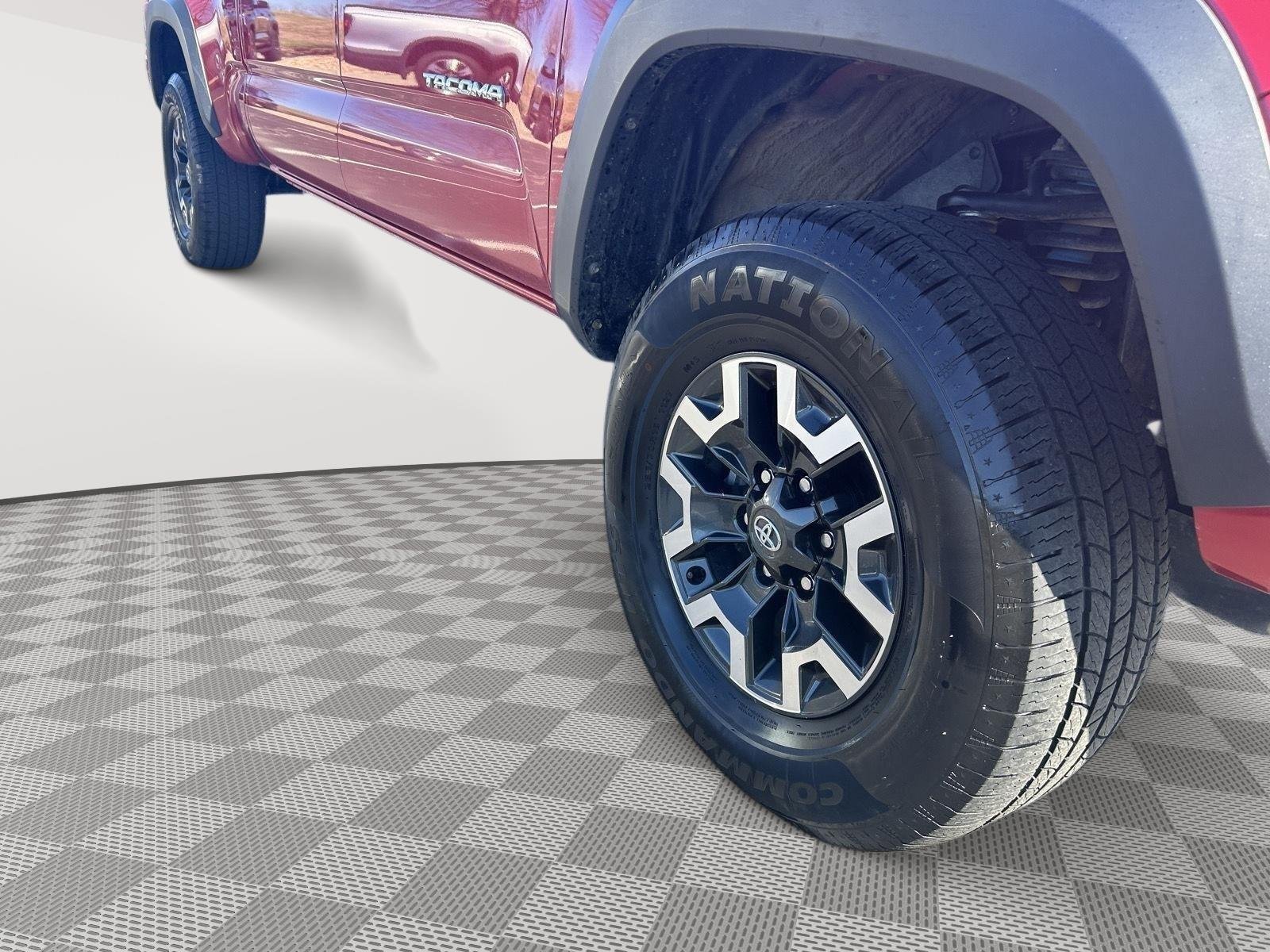 Certified 2022 Toyota Tacoma TRD Off Road with VIN 3TMDZ5BN8NM128780 for sale in Kansas City