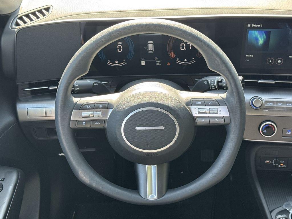 New 2026 White Hyundai SE FWD image 23