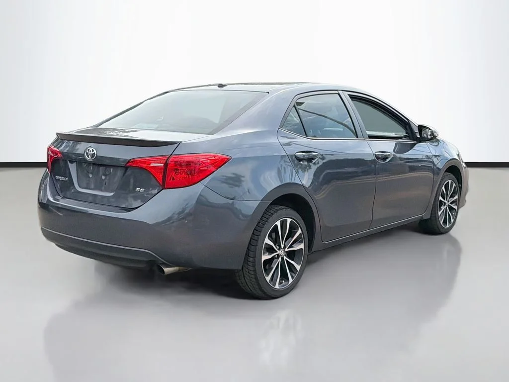 Used 2017 Slate Metallic Toyota L image 5
