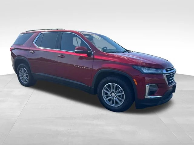 Used 2023 RADIANT RED TINTCOAT Chevrolet LT Cloth image 8