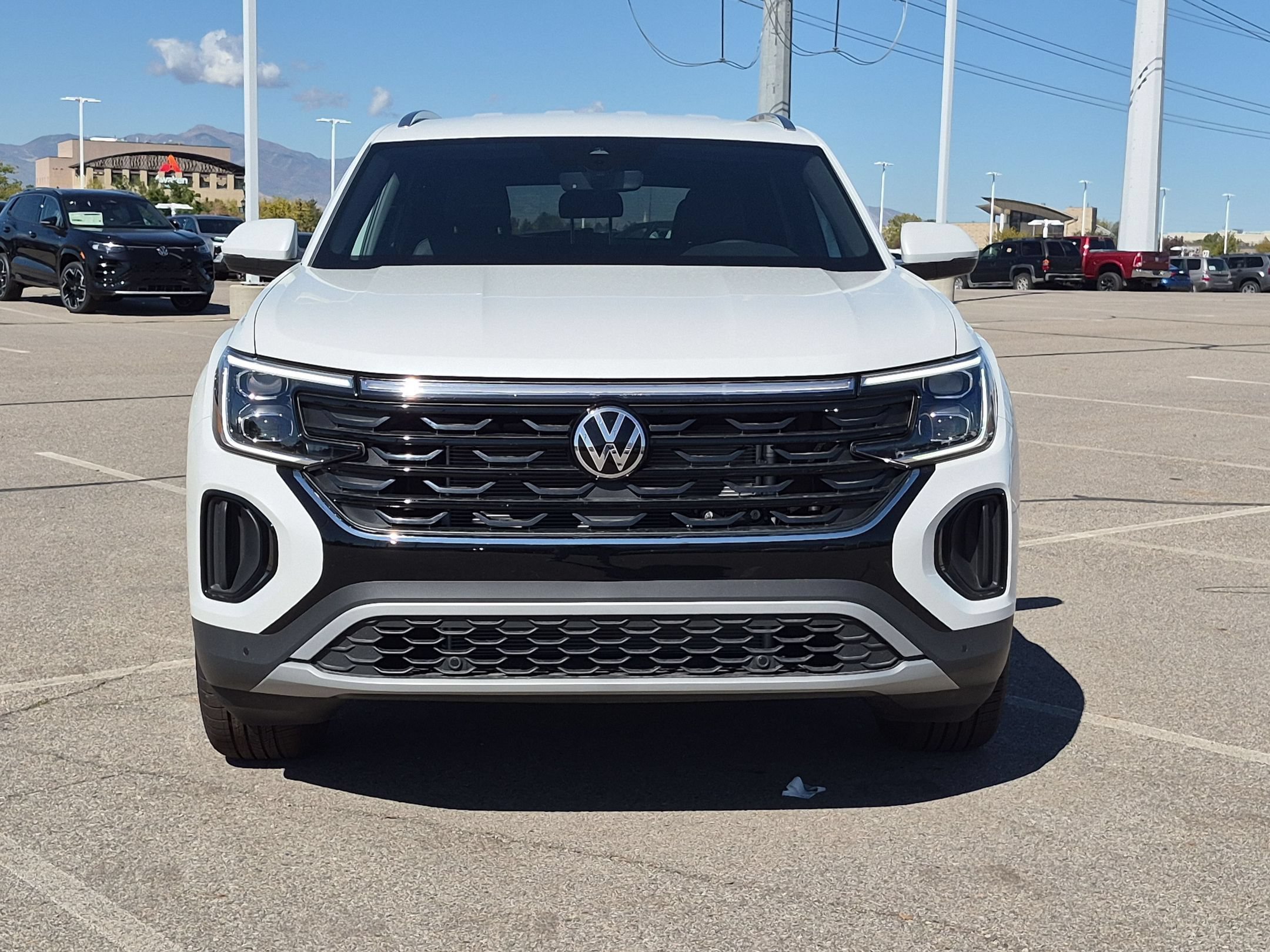 New 2026 Opal White Pearl Volkswagen 2.0T SE w/Technology image 9