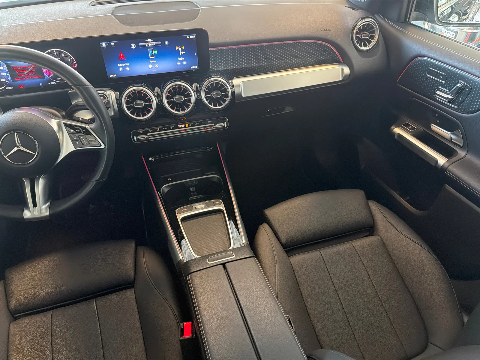 Certified Used 2025 Black Mercedes-Benz Glb 250 image 20