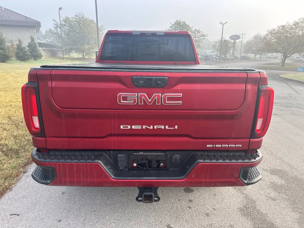 Used 2021 Cayenne Red GMC Denali image 12