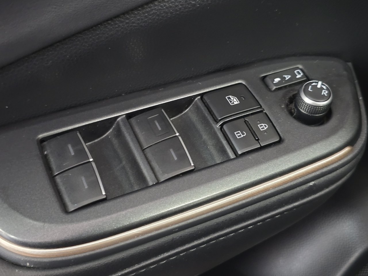 Used 2023 Red Toyota XLE image 25