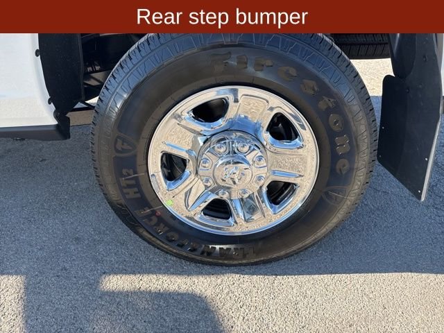 New 2026 Bright White Clear-Coat Exterior Paint RAM Tradesman image 15