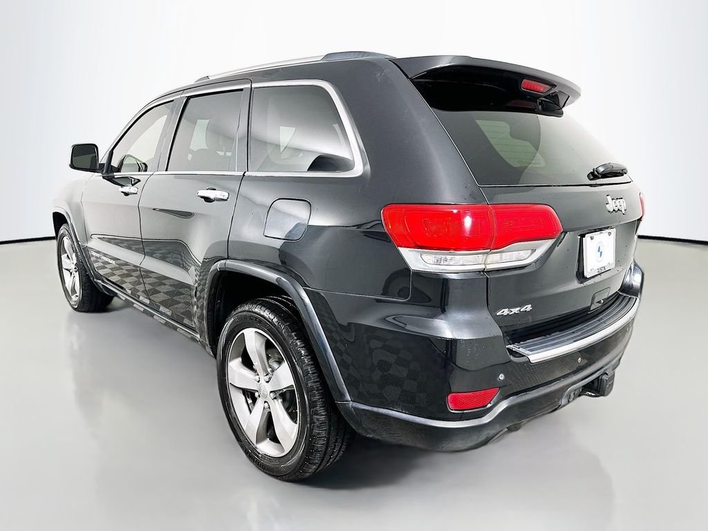 Used 2014 Brilliant Black Crystal Pearlcoat Jeep Overland image 7