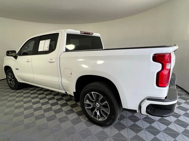 Used 2021 White Chevrolet RST image 5