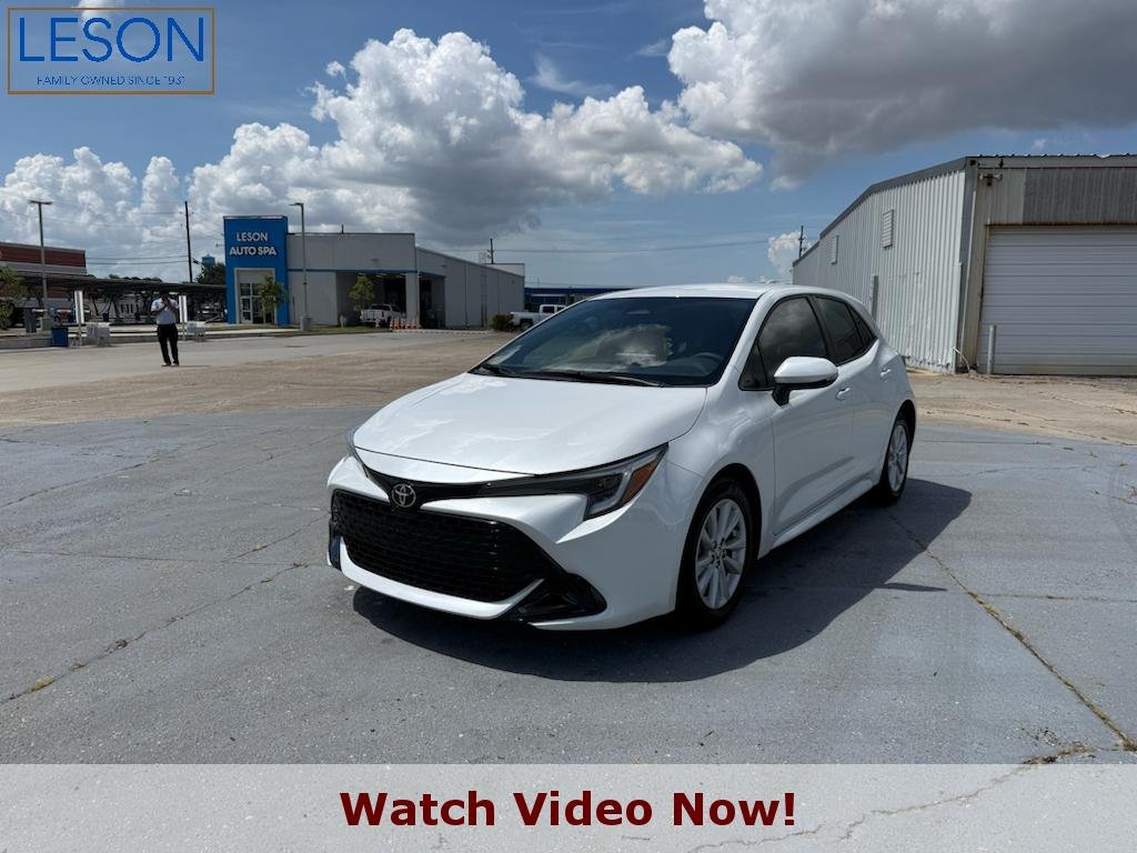 2025 Toyota Corolla Hatchback SE