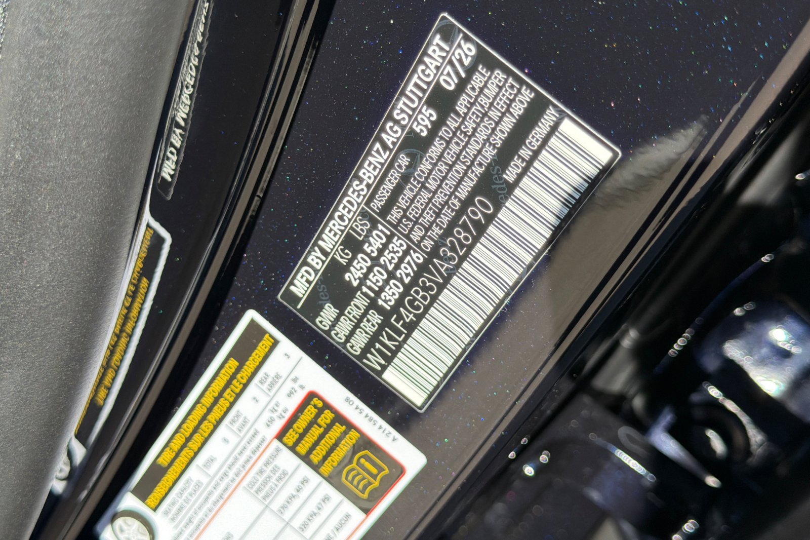 New 2027 Nautical Blue Metallic Mercedes-Benz E 350 image 35