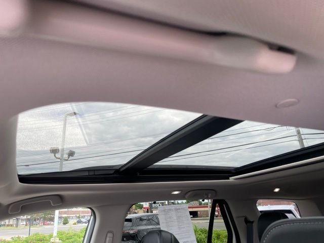 2023 Honda Pilot Touring - Photo 25