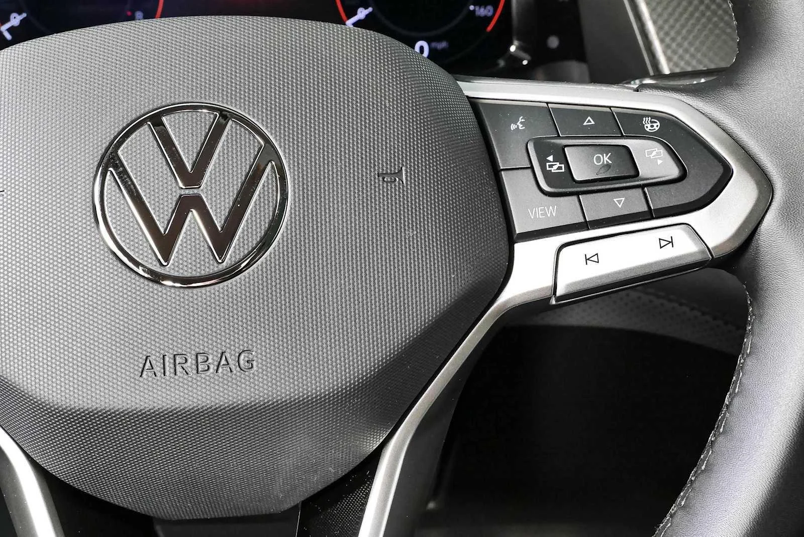 New 2026 Pure Gray Volkswagen 2.0T Peak Edition image 12