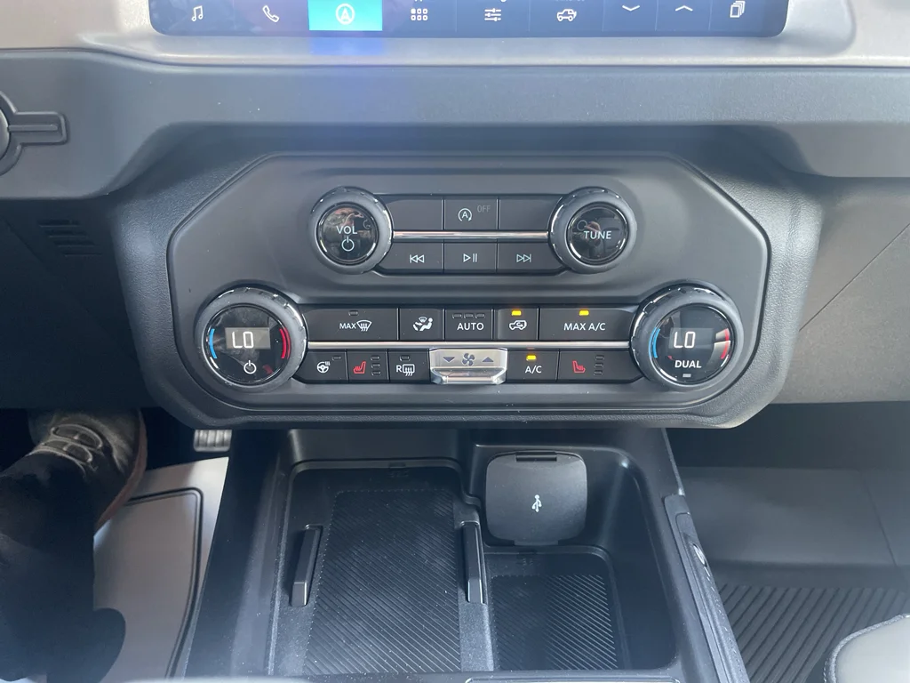 New 2026 Oxford White Ford Outer Banks® image 24