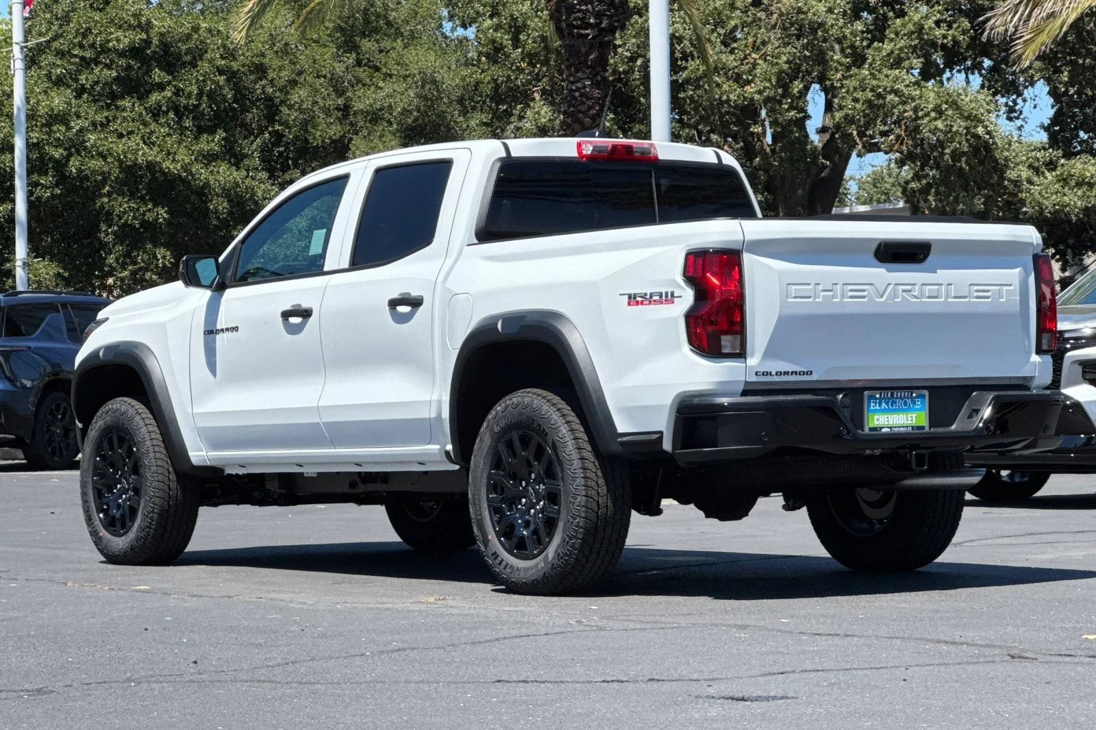 New 2026 Summit White Chevrolet Trail Boss image 5