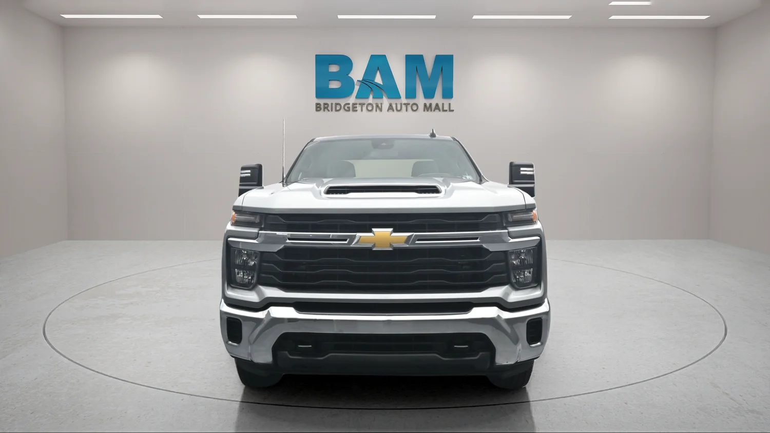Used 2026 Gray Chevrolet LT image 2