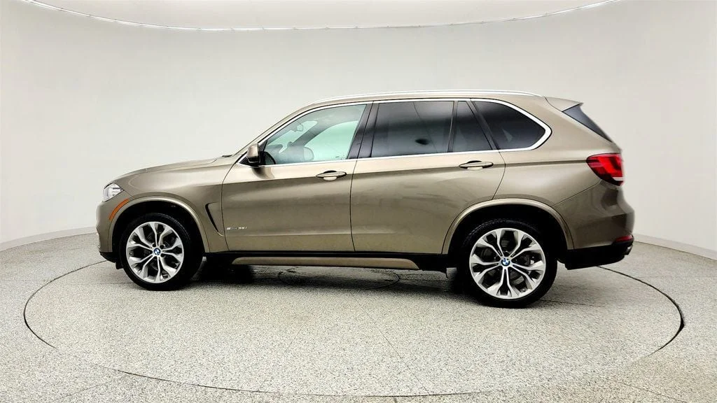 Used 2017 Atlas Cedar Metallic BMW sDrive35i SAV w/ Driving Assistance Plus & Premium Pkg image 8