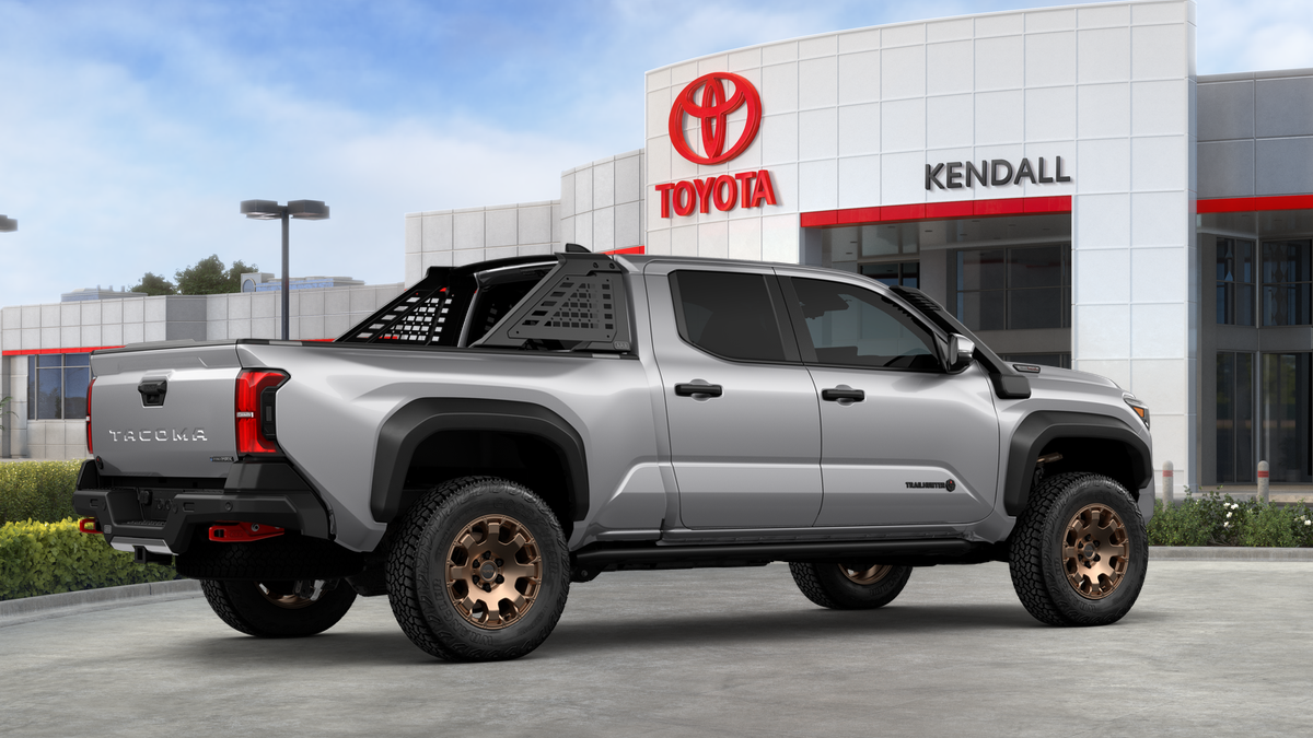 New 2026 Celestial Silver Metallic Toyota Trailhunter image 33