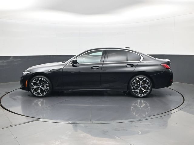 Used 2025  BMW 330i xDrive image 8
