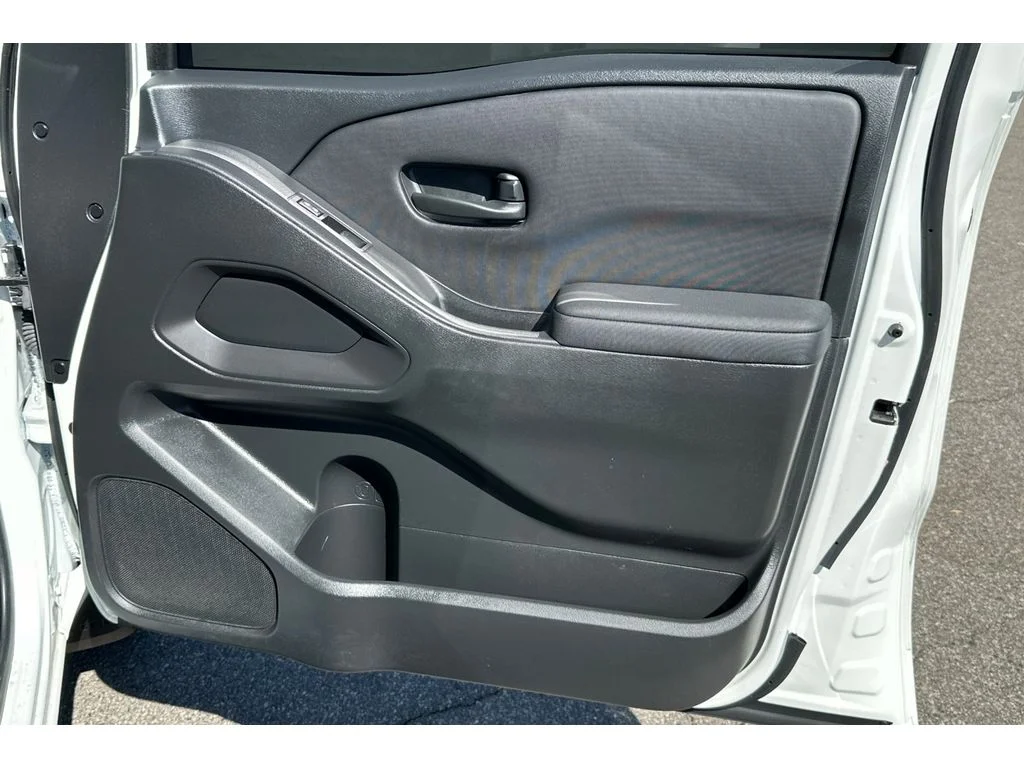 Used 2024 Glacier White Nissan S image 20