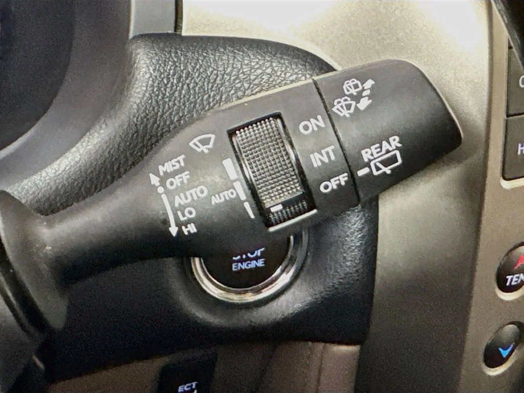 Used 2020 Red Lexus 460 image 14