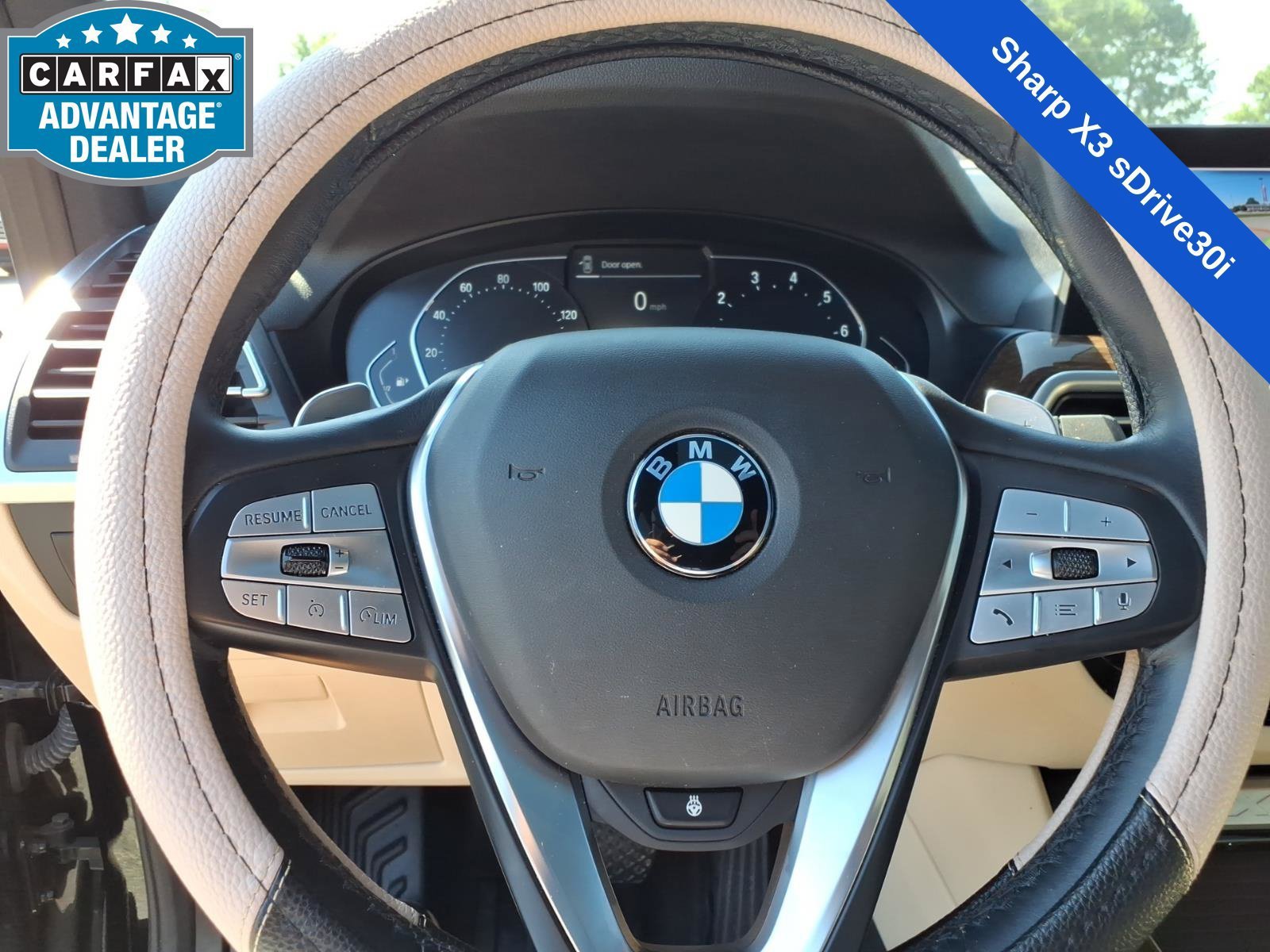 Used 2022  BMW sDrive30i image 30