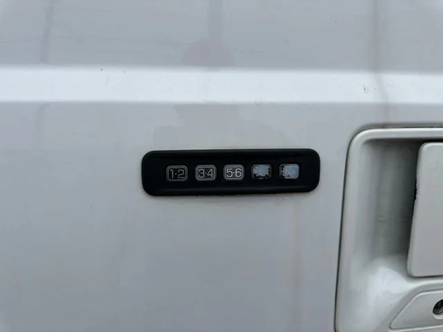 Used 2012 White Ford Lariat image 30