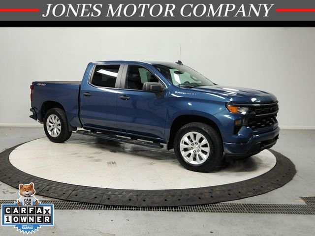 Used 2024 Blue Chevrolet Custom image 1