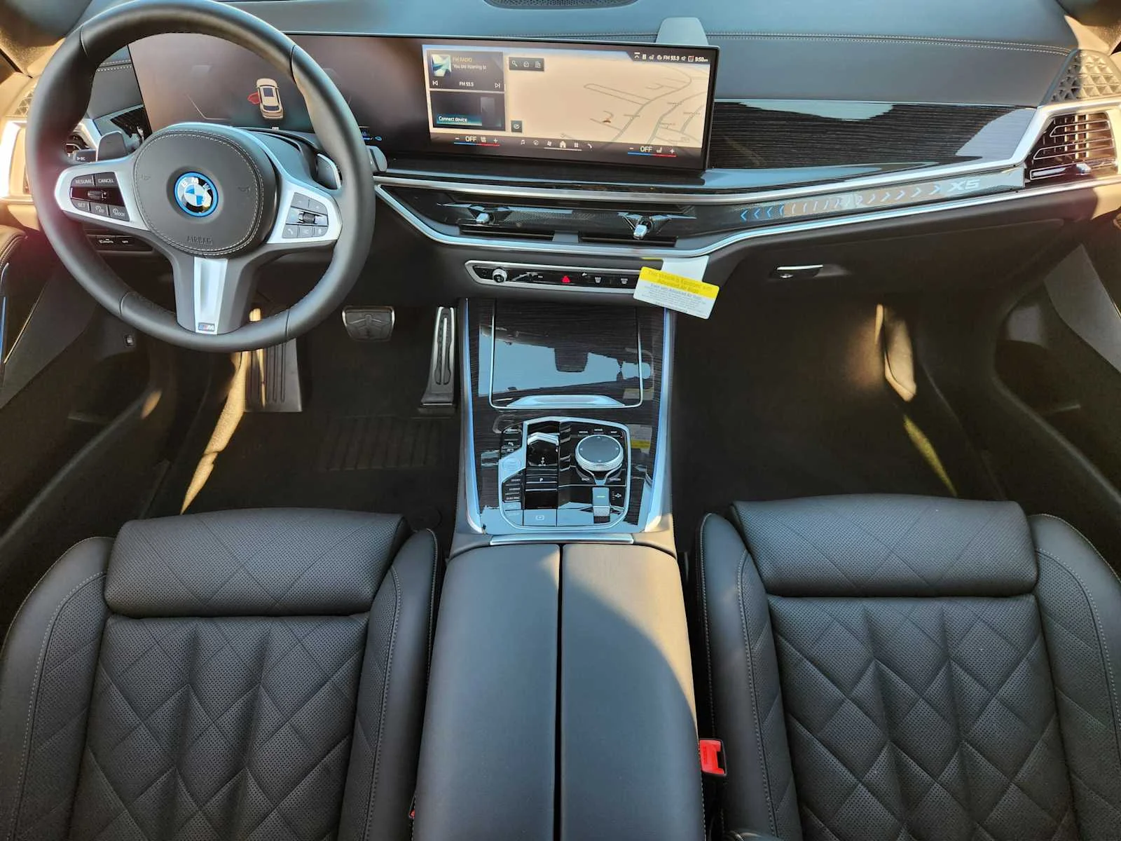 2026 BMW X5 50e - Photo 6
